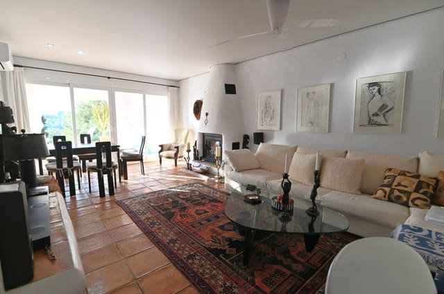 2 camera da letto Villa in vendita in Cala Llonga, Santa Eulalia / Santa Eularia con piscina garage - 1.060.000 € (Rif: 9966709)