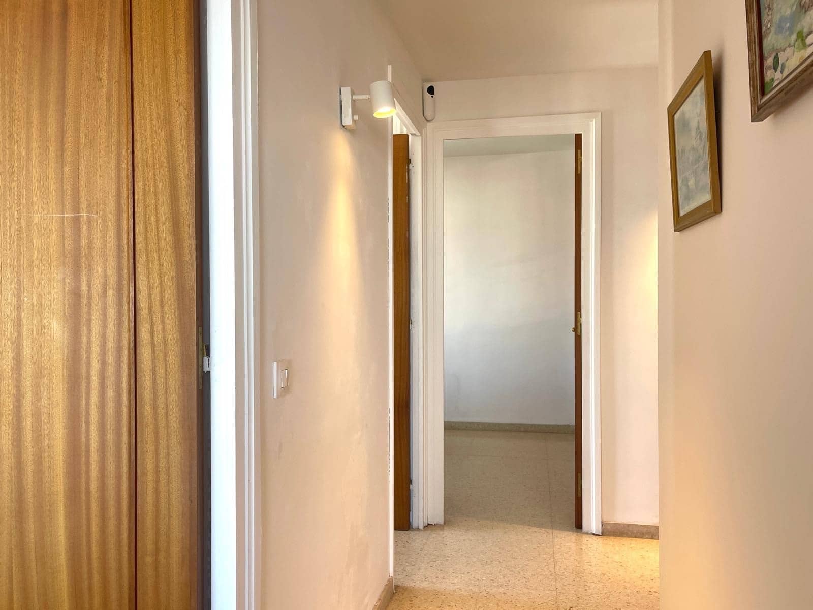 4 bedroom Apartment for sale in Roses with garage - € 399,000 (Ref: 9967837)