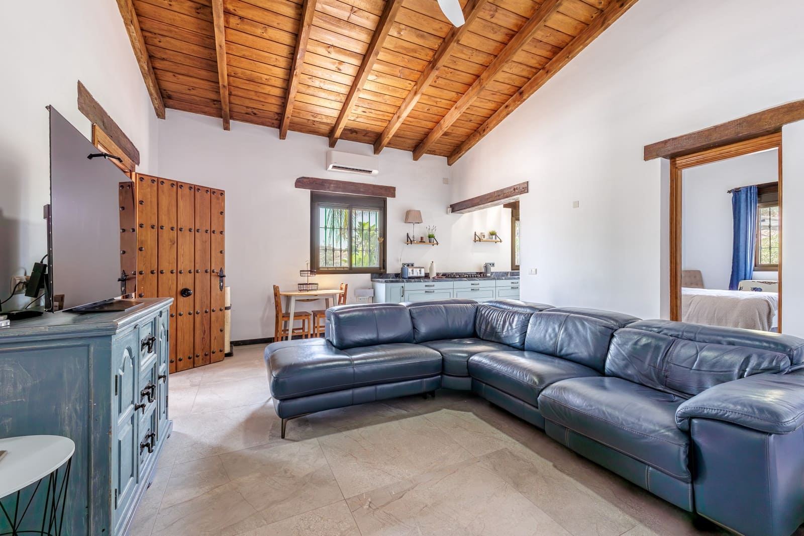 3 bedroom Villa for sale in Coin with pool garage - € 745,000 (Ref: 9973379)