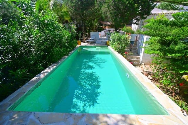 5 soverom Villa til salgs i Santa Eulalia / Santa Eularia med svømmebasseng garasje - € 2 850 000 (Ref: 9975502)