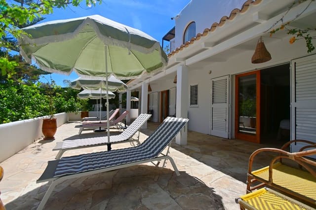 5 soverom Villa til salgs i Santa Eulalia / Santa Eularia med svømmebasseng garasje - € 2 850 000 (Ref: 9975502)