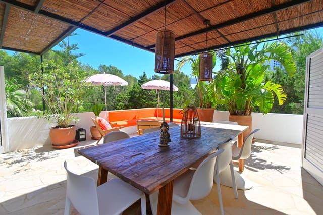 5 soverom Villa til salgs i Santa Eulalia / Santa Eularia med svømmebasseng garasje - € 2 850 000 (Ref: 9975502)
