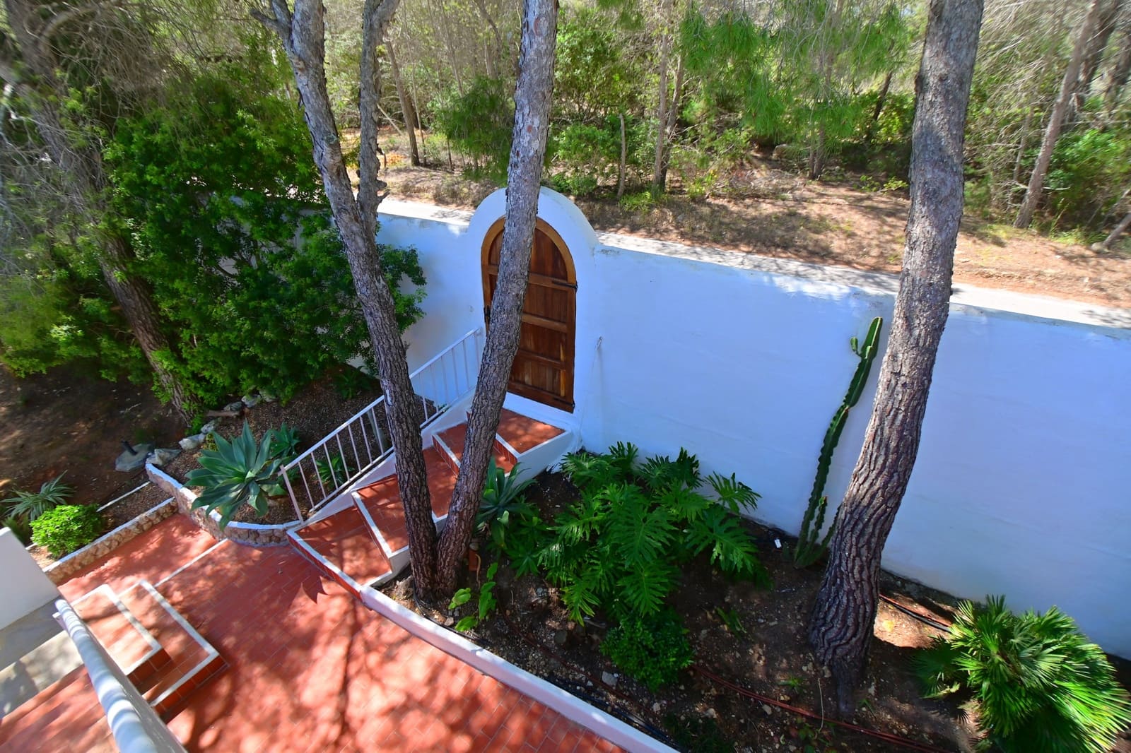 5 bedroom Villa for sale in Santa Eulalia / Santa Eularia with pool garage - € 2,850,000 (Ref: 9975502)
