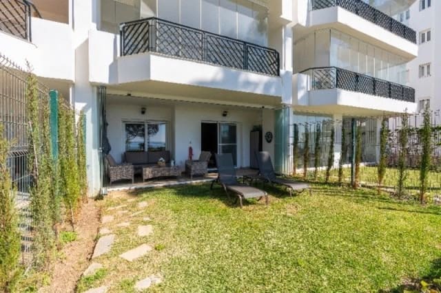 2 soveværelse Lejlighed til salg i Calahonda, Mijas med swimmingpool garage - € 828.000 (Ref: 9977379)