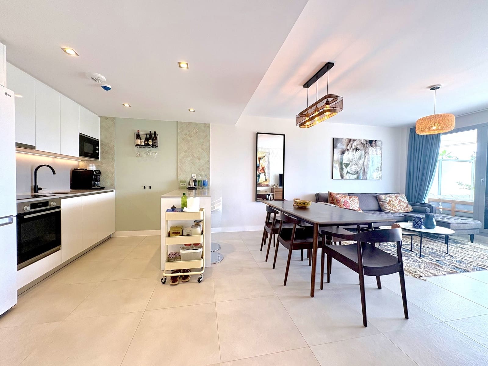 2 soverom Leilighet til salgs i El Chaparral med svømmebasseng garasje - € 475 000 (Ref: 9978969)