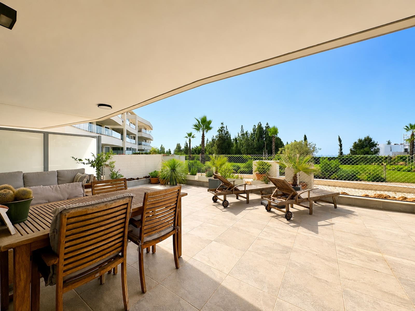 2 bedroom Apartment for sale in El Chaparral with pool garage - € 475,000 (Ref: 9978969)