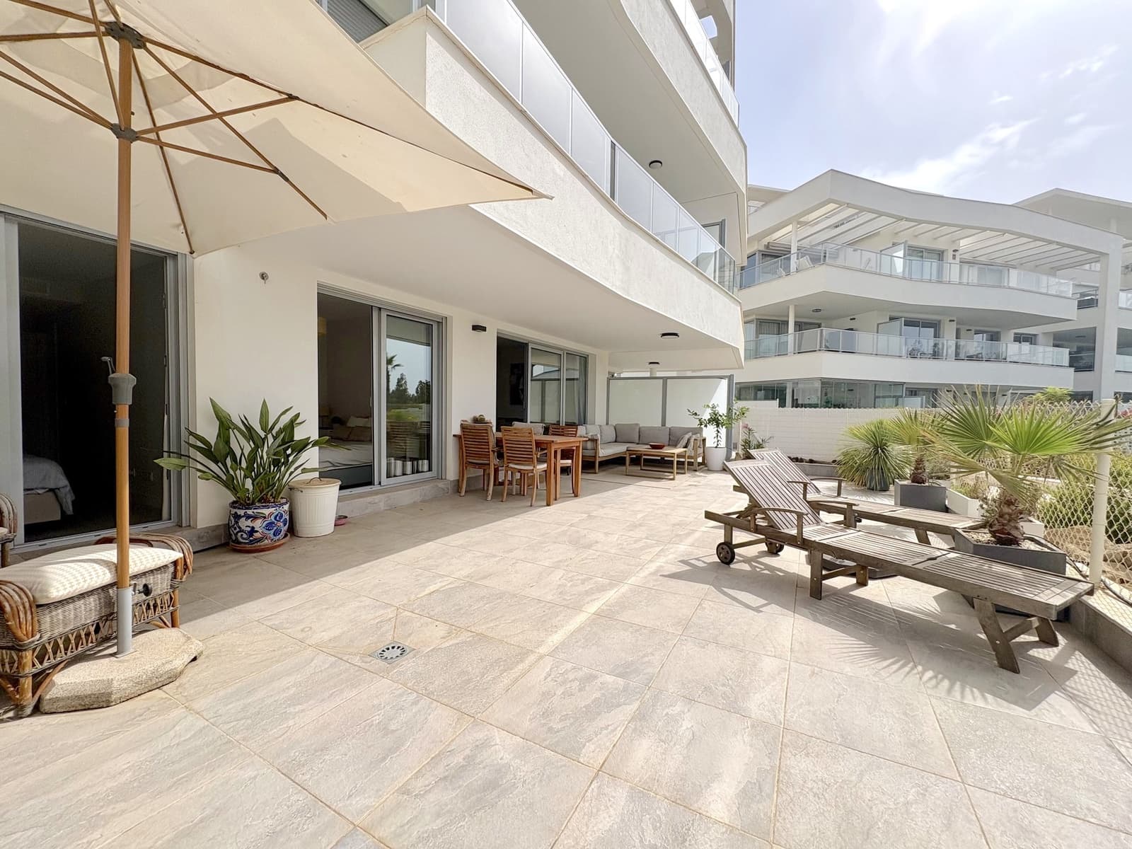 2 bedroom Apartment for sale in El Chaparral with pool garage - € 475,000 (Ref: 9978969)