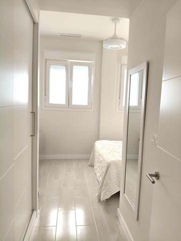 Apartamento de 2 habitaciones en Centro, Málaga ciudad en venta - 265.000 € (Ref: 9983073)