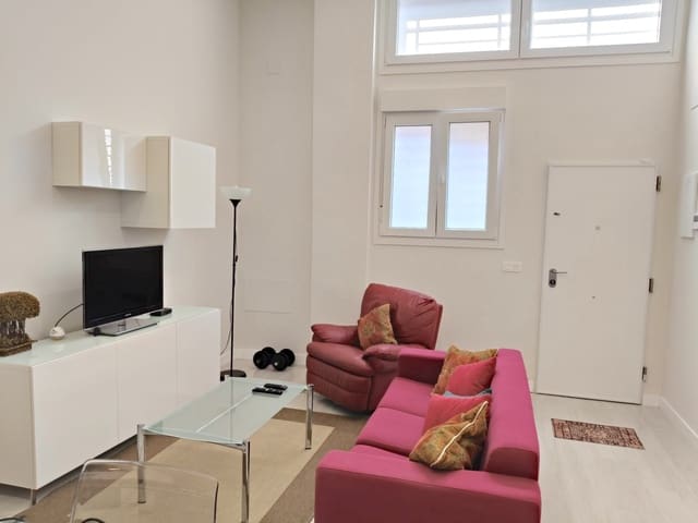 Apartamento de 2 habitaciones en Centro, Málaga ciudad en venta - 265.000 € (Ref: 9983073)