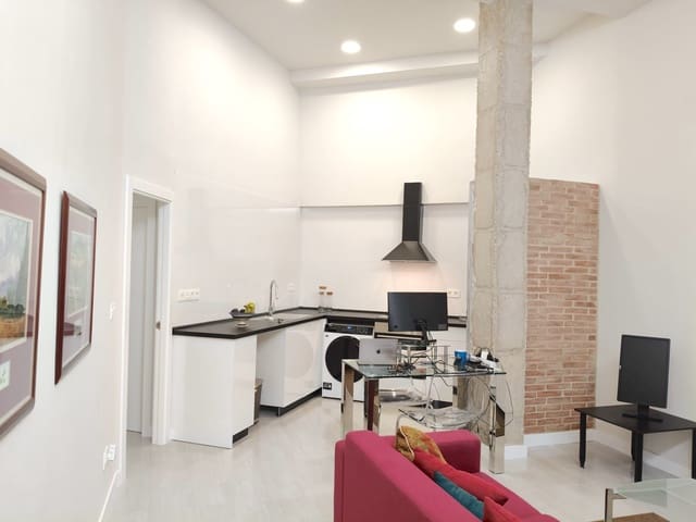 Apartamento de 2 habitaciones en Centro, Málaga ciudad en venta - 265.000 € (Ref: 9983073)