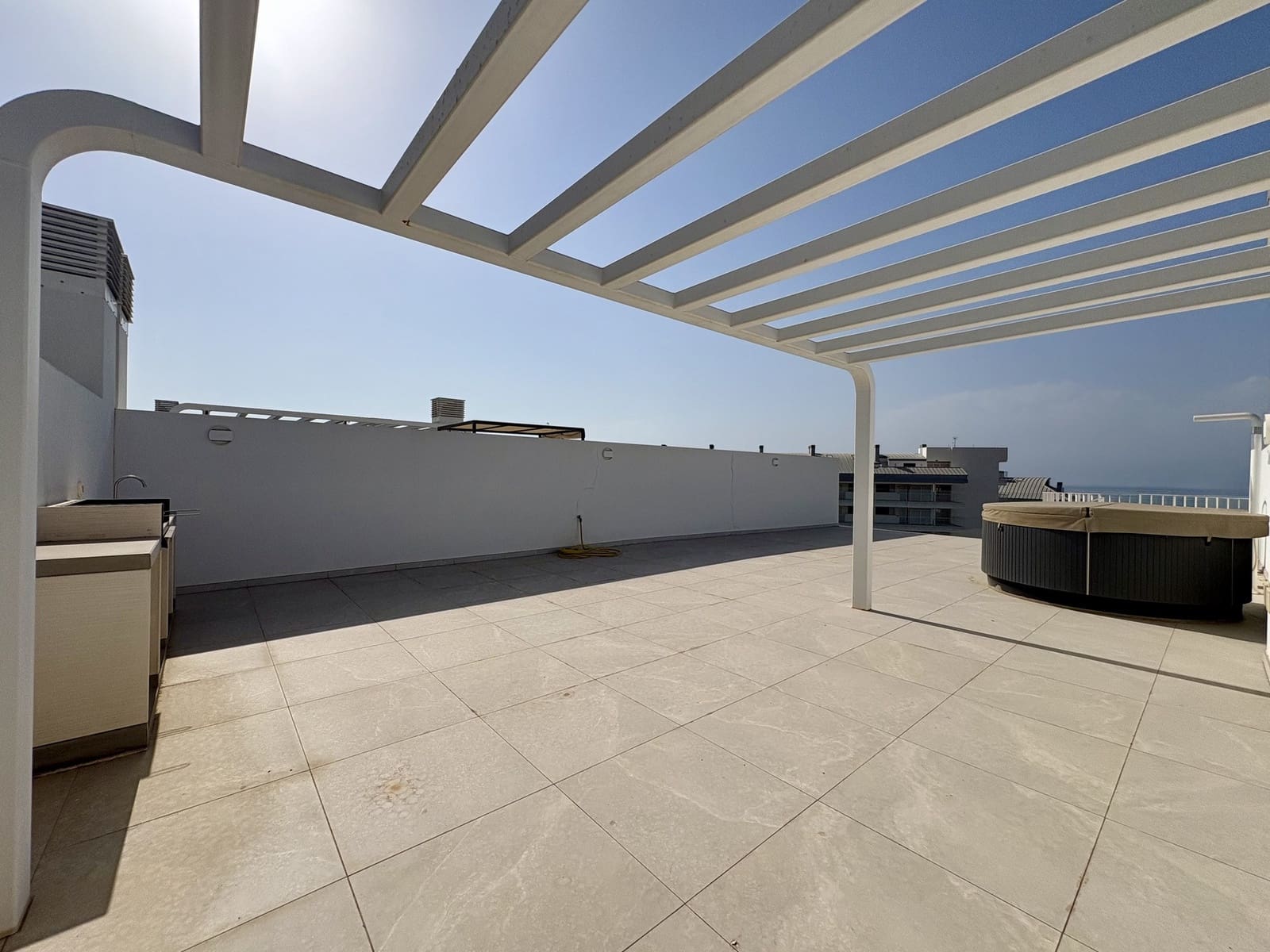 2 slaapkamer Appartement te koop in Fuengirola met zwembad garage - € 770.000 (Ref: 9994306)