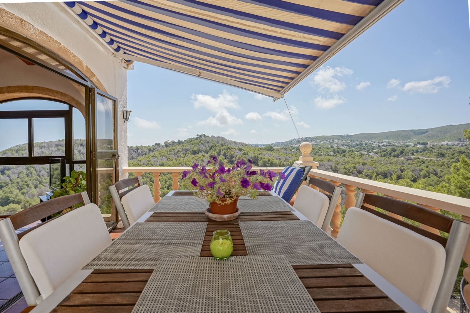 4 bedroom Villa for sale in Javea / Xabia with pool - € 749,000 (Ref: 9270220)