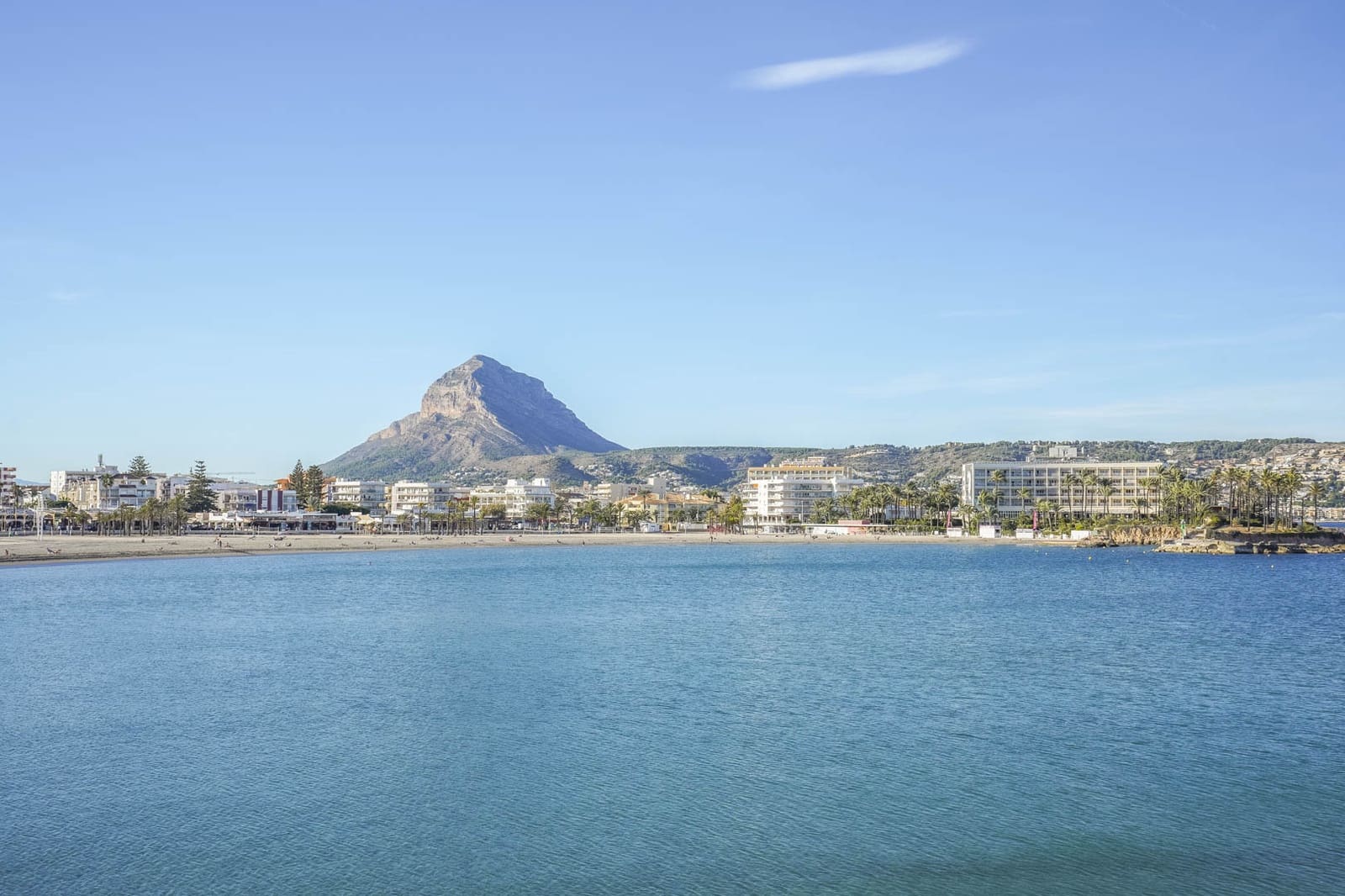 4 bedroom Villa for sale in Javea / Xabia with pool - € 749,000 (Ref: 9270220)