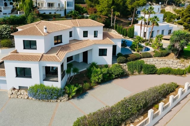 4 bedroom Villa for sale in Javea / Xàbia - € 1,795,000 (Ref: 9400101)