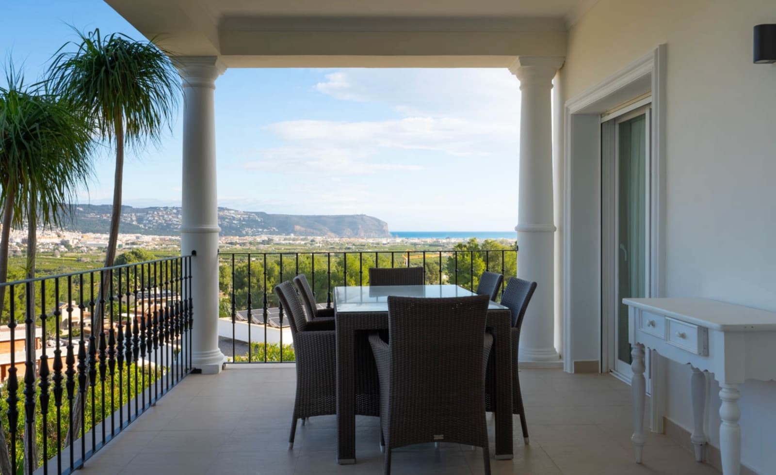 4 bedroom Villa for sale in Javea / Xabia - € 1,795,000 (Ref: 9400101)