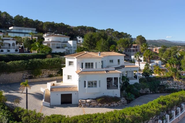 4 bedroom Villa for sale in Javea / Xàbia with pool - € 1,795,000 (Ref: 9720634)
