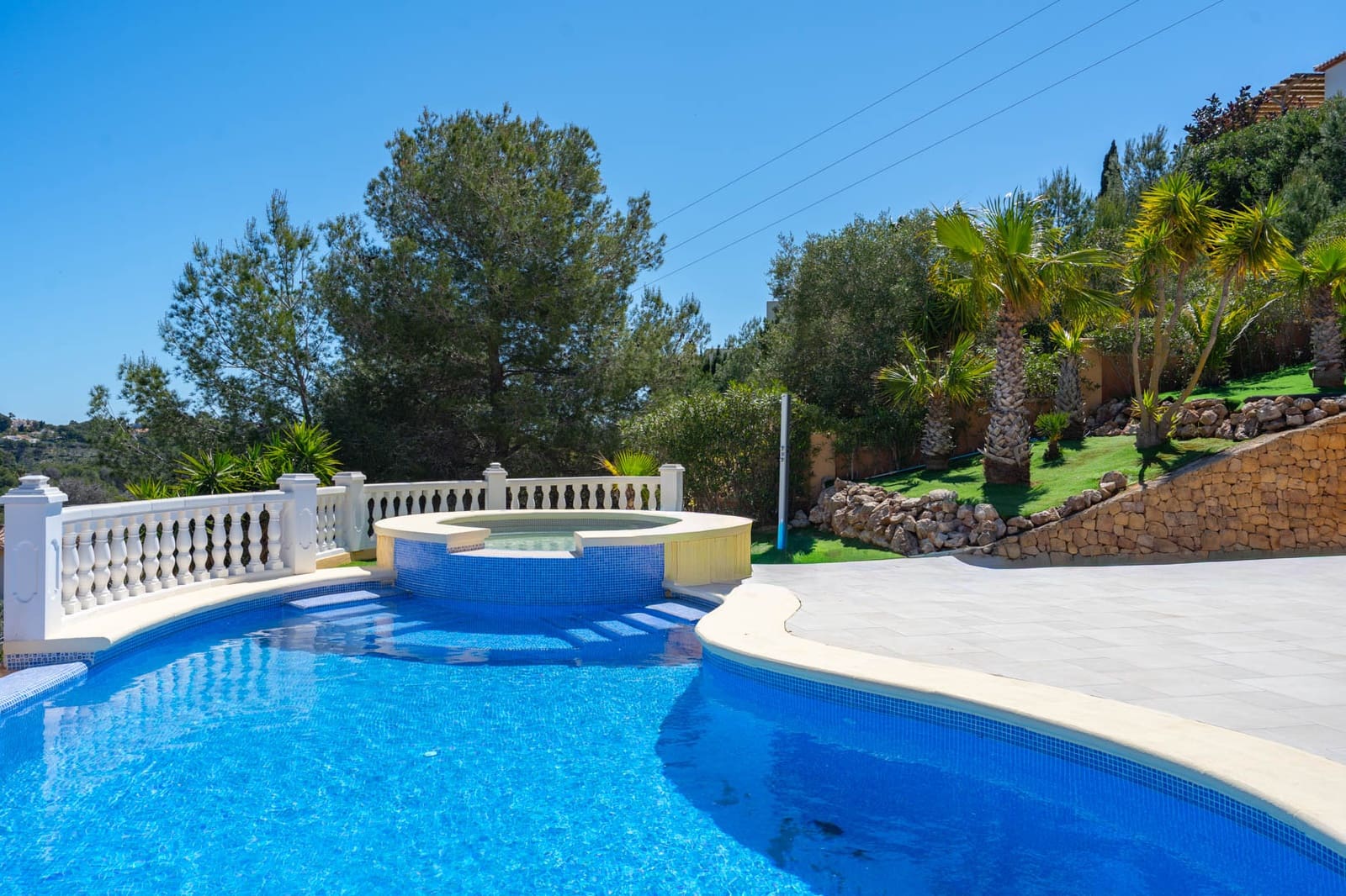 Chalet de 3 habitaciones en Javea / Xàbia en venta con piscina - 625.000 € (Ref: 9793045)