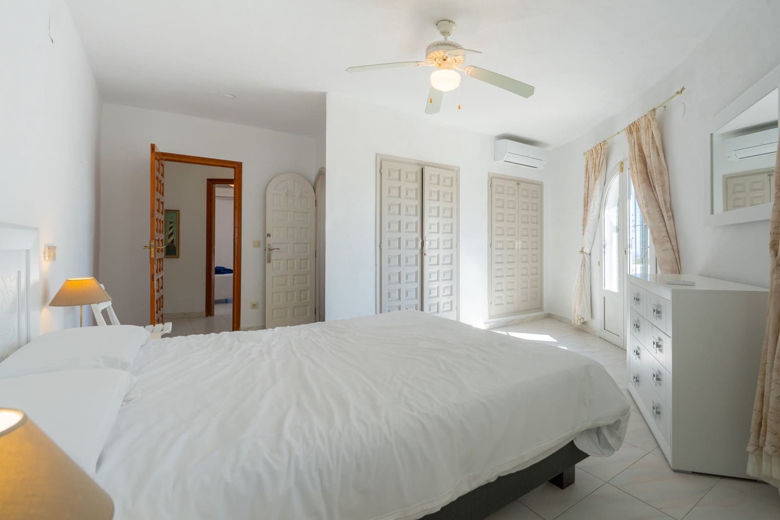 4 sovrum Villa till salu i Cumbre del Sol med pool garage - 900 000 € (Ref: 9793049)