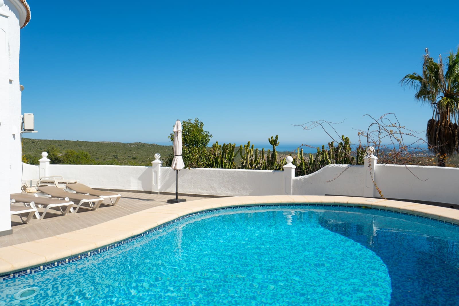 4 sovrum Villa till salu i Cumbre del Sol med pool garage - 900 000 € (Ref: 9793049)