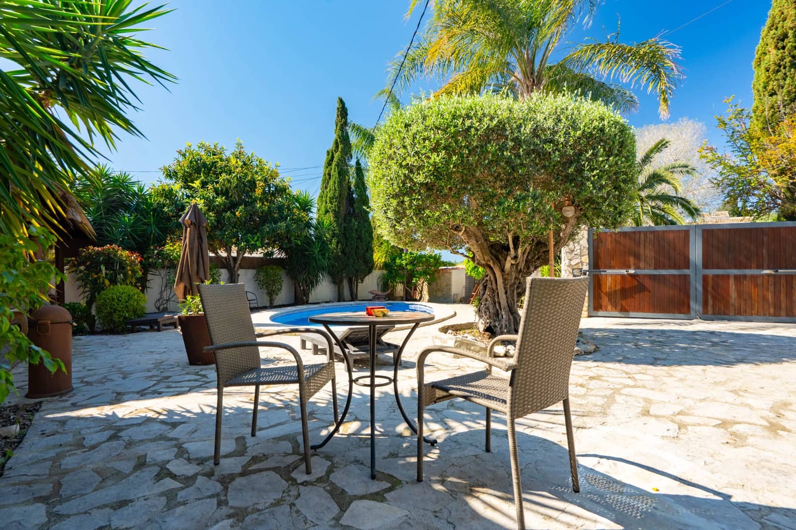 Chalet de 4 habitaciones en Javea / Xàbia en venta con piscina - 895.000 € (Ref: 9800755)