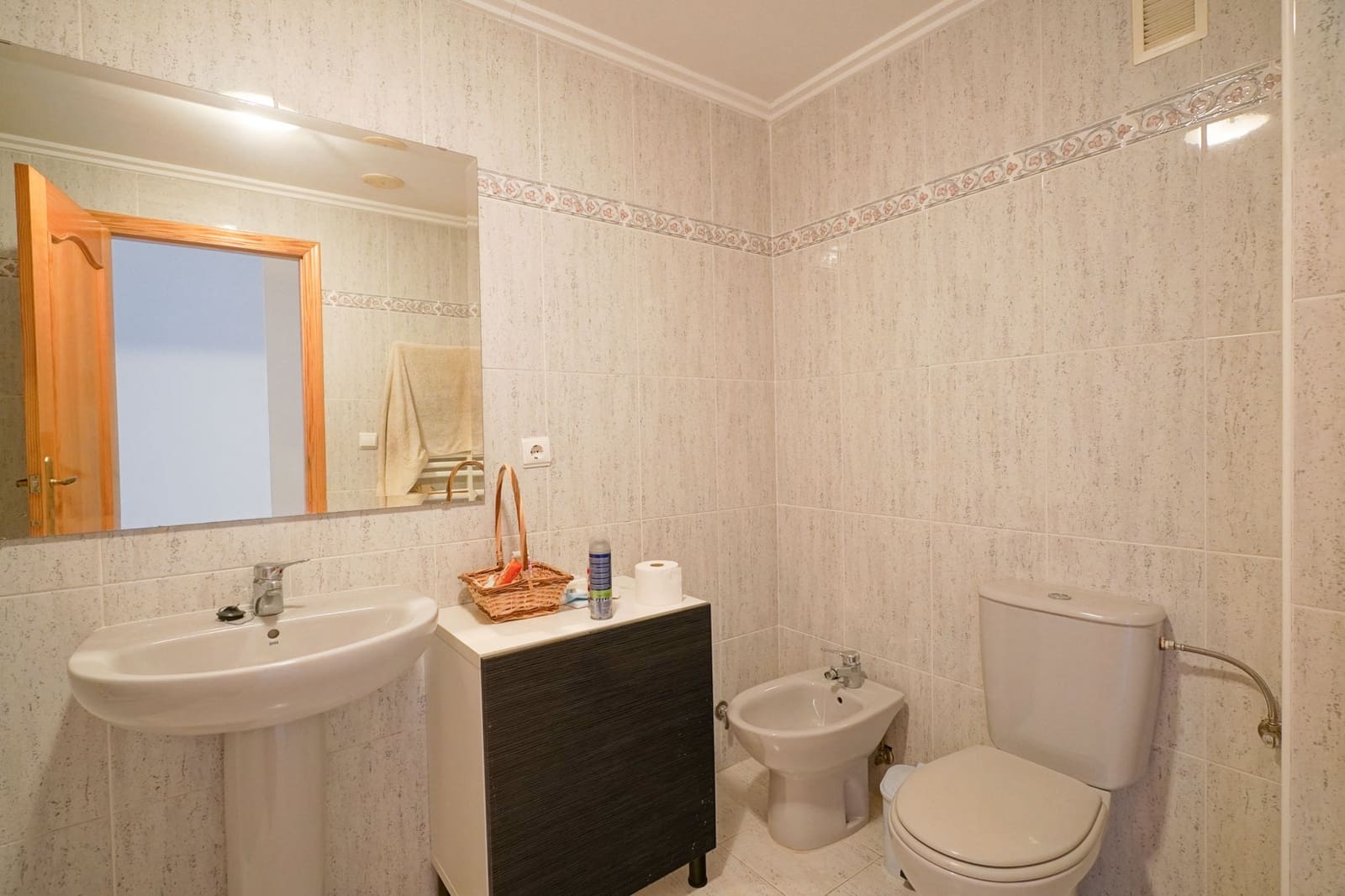 3 makuuhuone Omakotitalo myytävänä paikassa La Xara mukana uima-altaan - 388 000 € (Ref: 9800756)