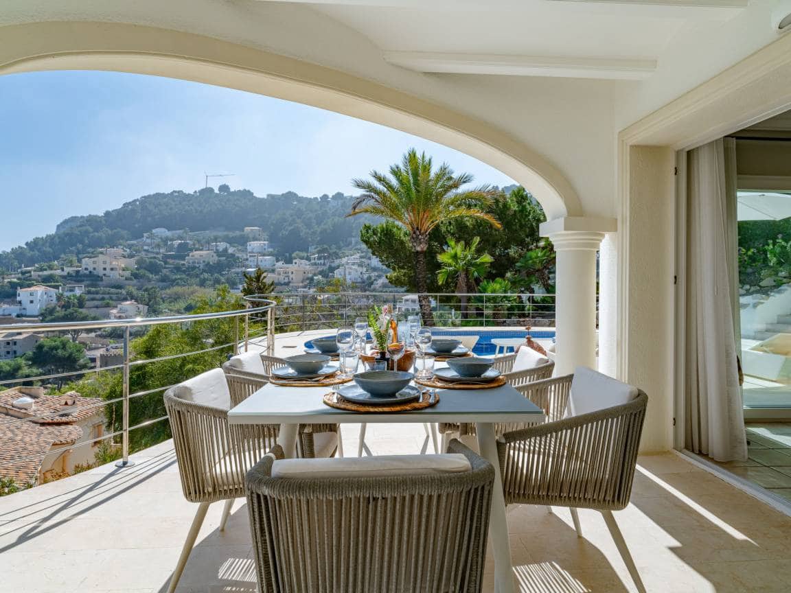5 bedroom Villa for sale in Javea / Xabia - € 2,395,000 (Ref: 9987212)