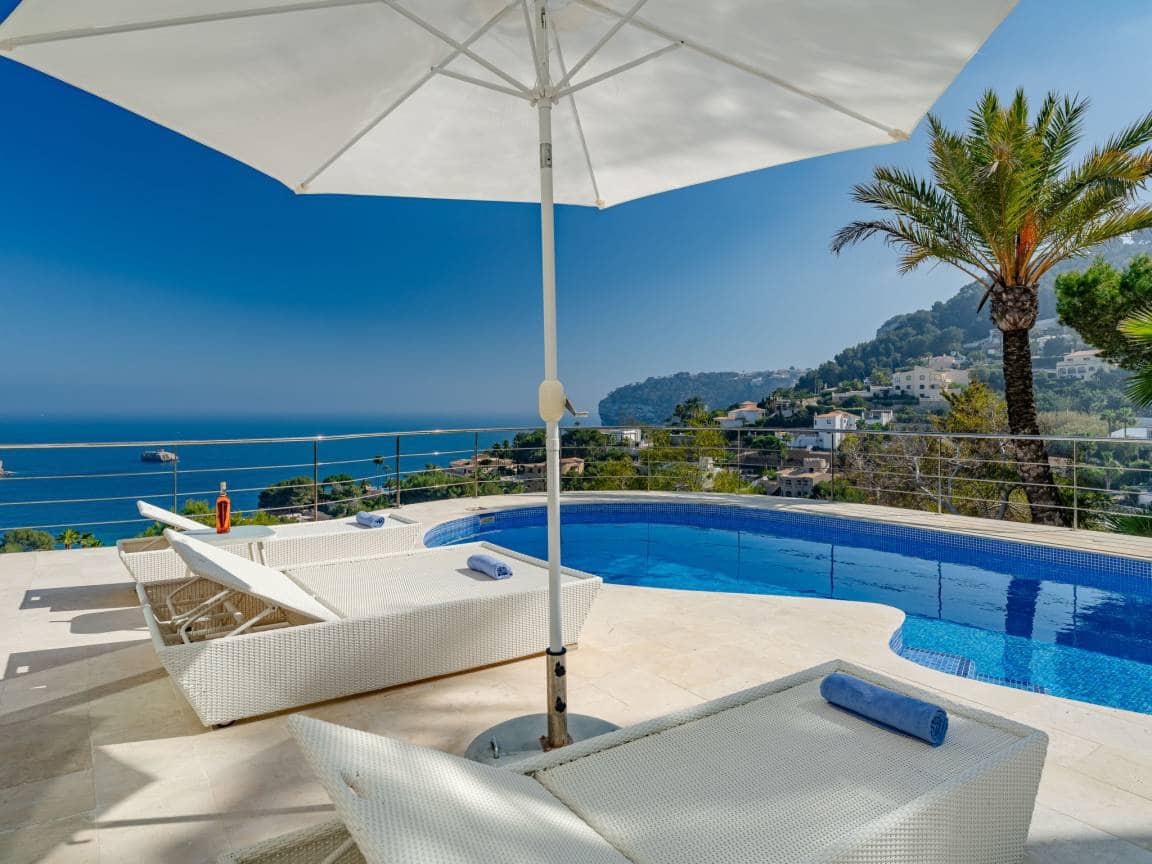 5 bedroom Villa for sale in Javea / Xabia - € 2,395,000 (Ref: 9987212)