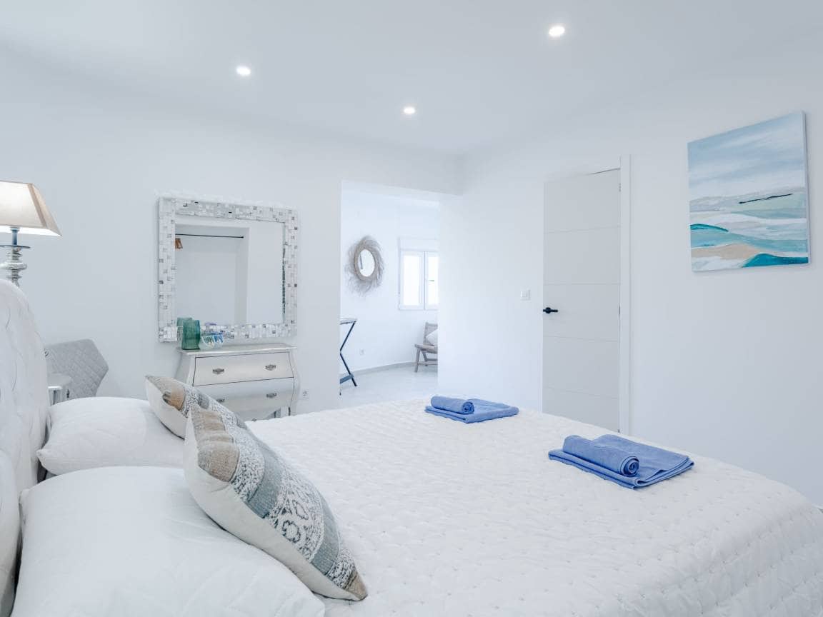 5 bedroom Villa for sale in Javea / Xabia - € 2,395,000 (Ref: 9987212)