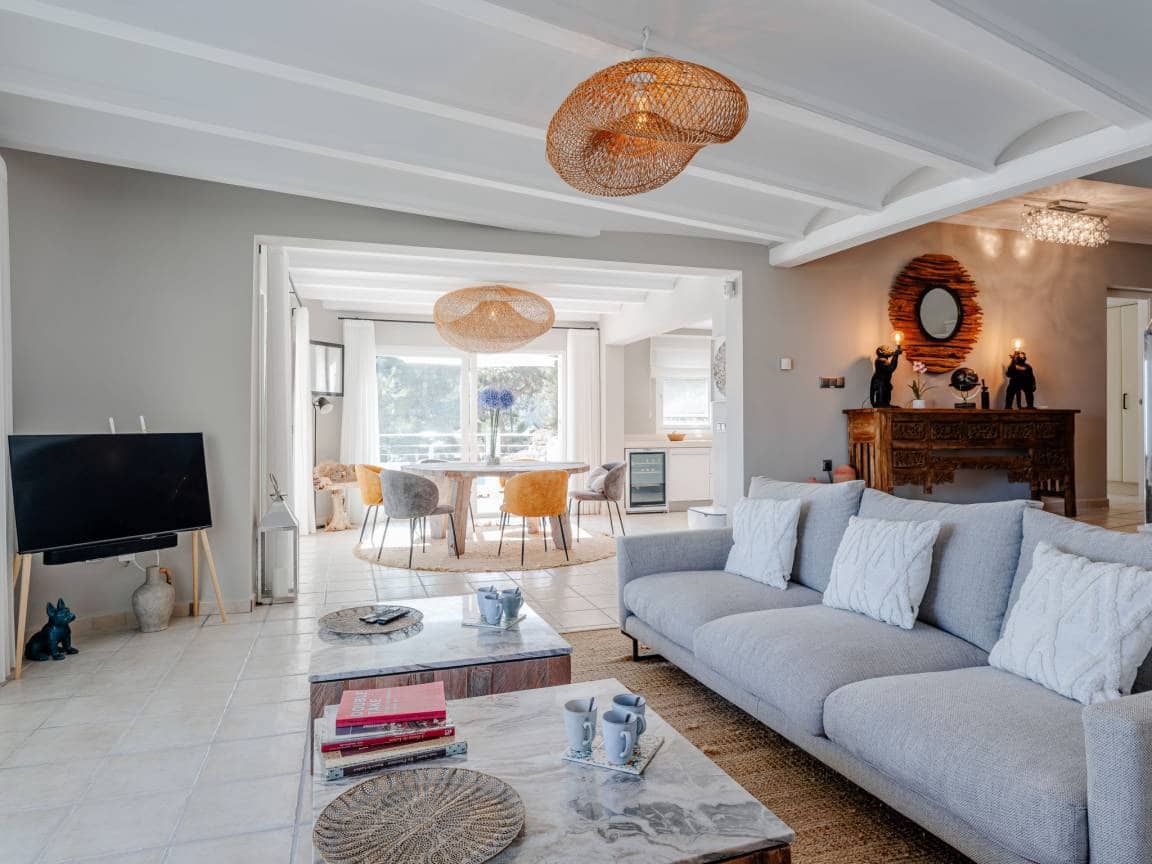 5 bedroom Villa for sale in Javea / Xabia - € 2,395,000 (Ref: 9987212)