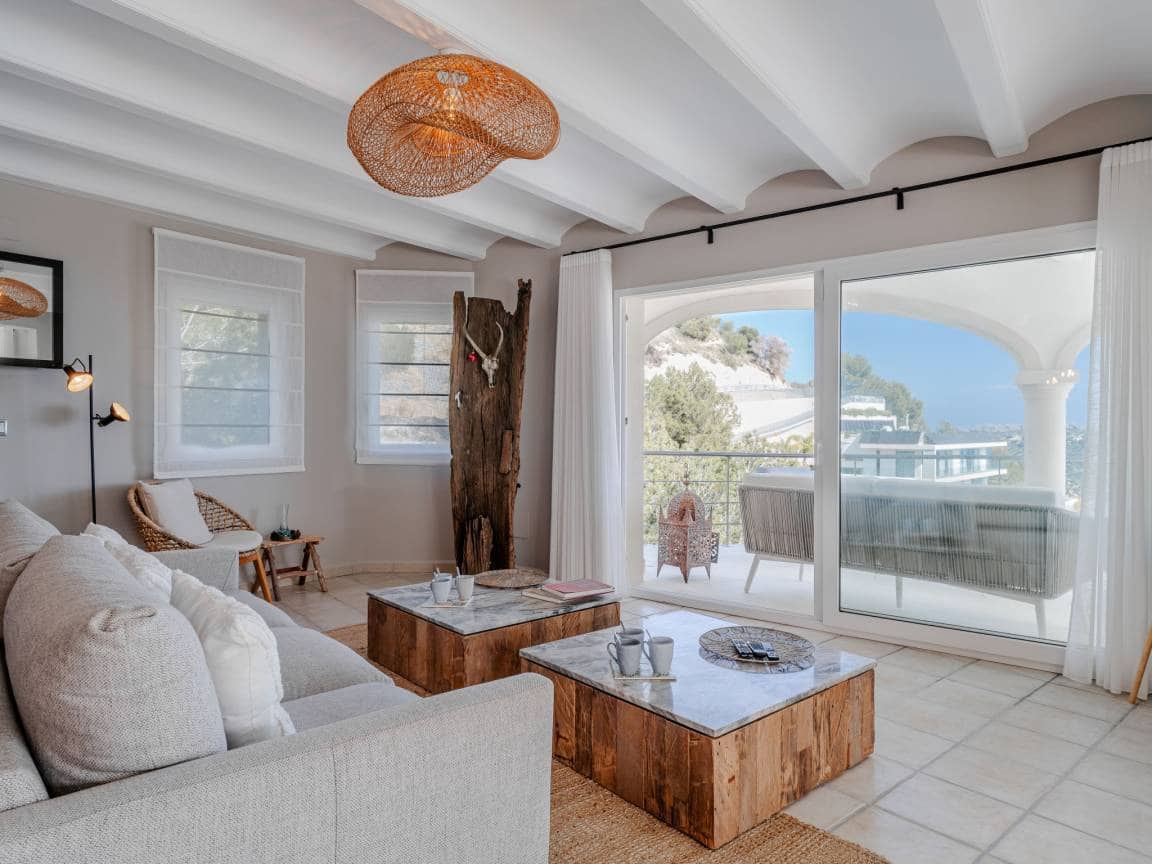 5 bedroom Villa for sale in Javea / Xabia - € 2,395,000 (Ref: 9987212)