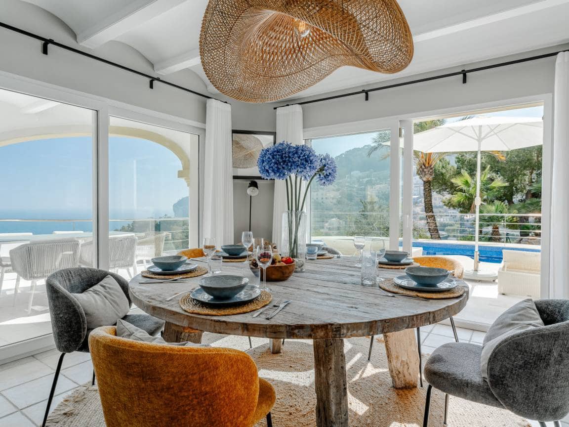5 bedroom Villa for sale in Javea / Xabia - € 2,395,000 (Ref: 9987212)