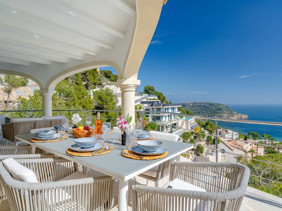 5 bedroom Villa for sale in Javea / Xabia - € 2,395,000 (Ref: 9987212)