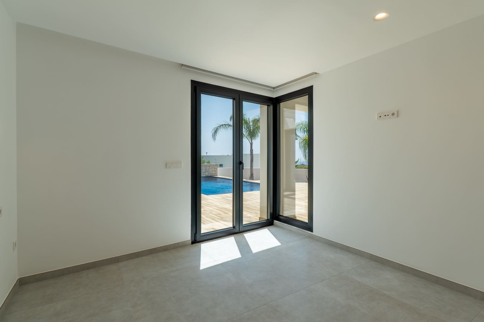 3 soverom Villa til salgs i Moraira med svømmebasseng - € 2 250 000 (Ref: 9987213)