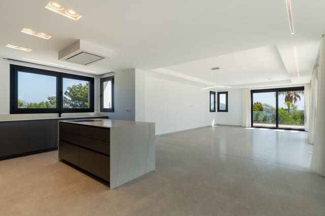 3 soverom Villa til salgs i Moraira, Teulada-Moraira med svømmebasseng - € 2 250 000 (Ref: 9987213)