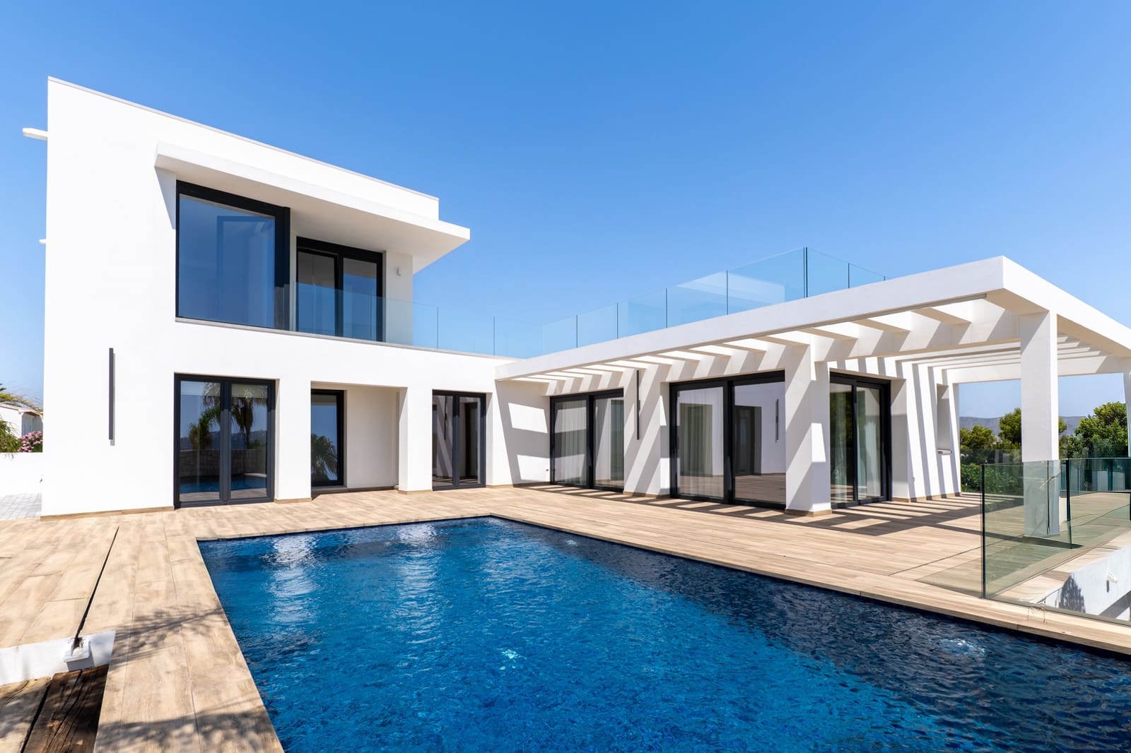 3 soverom Villa til salgs i Moraira med svømmebasseng - € 2 250 000 (Ref: 9987213)