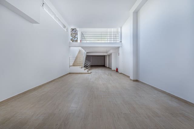 Office for rent in Cancelada, Estepona - € 2,350 (Ref: 10021669)