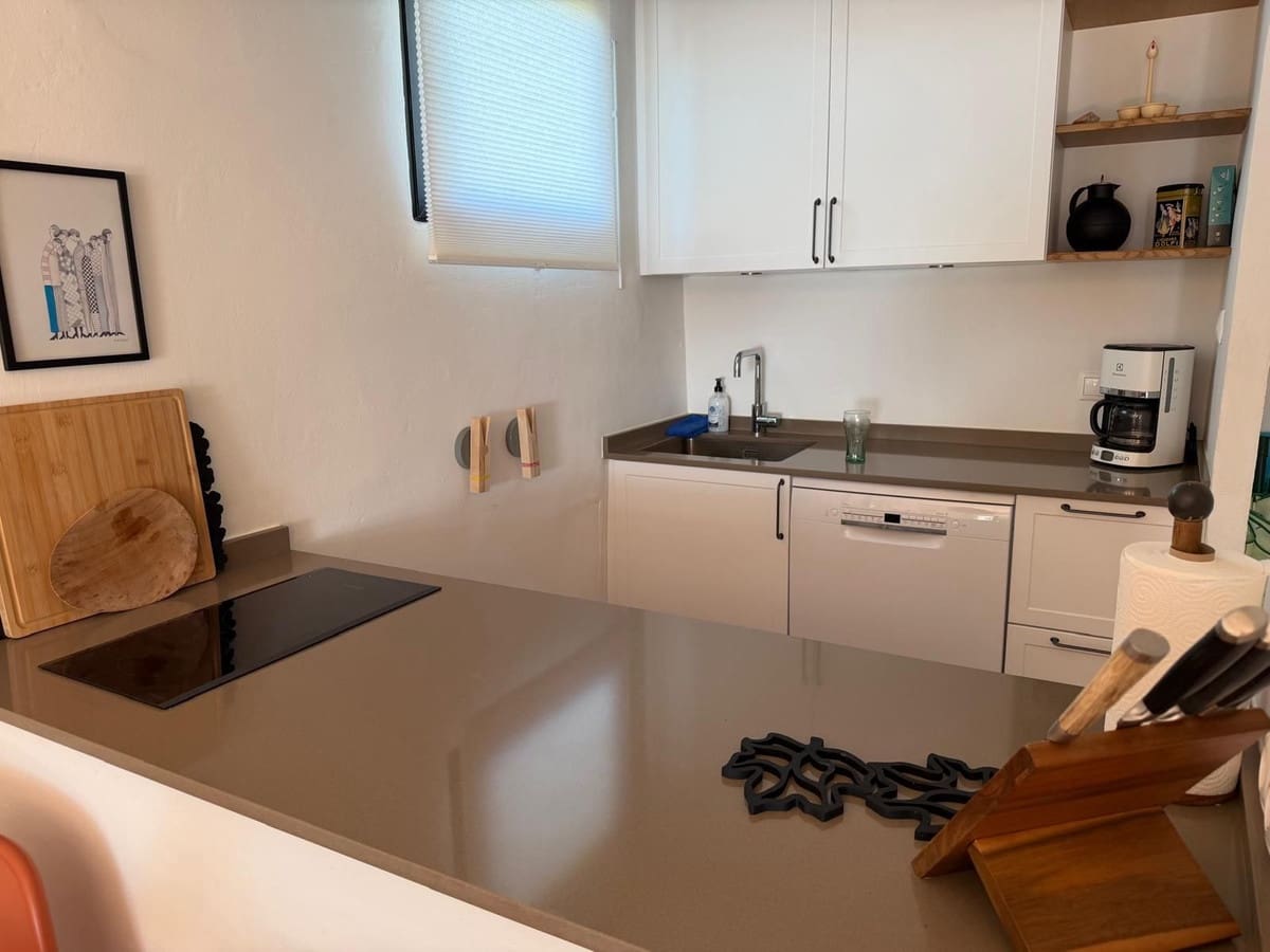 1 sypialnia Apartament do wynajęcia w Mijas z basenem garażem - 1 800 € (Ref: 10073085)