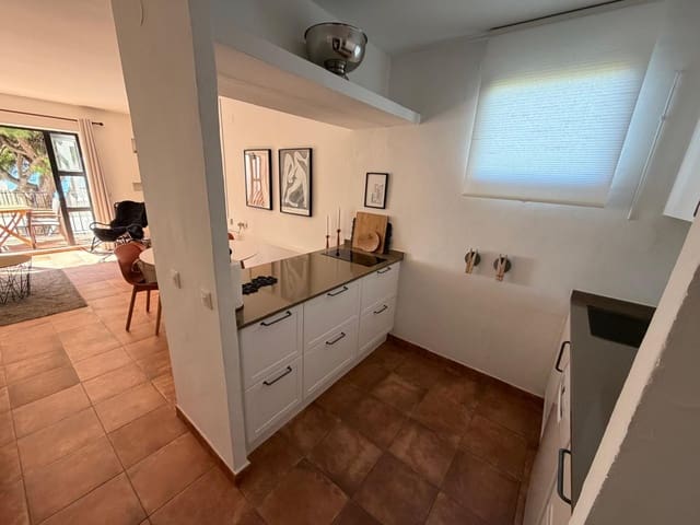 1 sypialnia Apartament do wynajęcia w Mijas z basenem garażem - 1 800 € (Ref: 10073085)