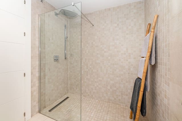 4 slaapkamer Villa te koop in Calahonda, Mijas met zwembad - € 1.978.000 (Ref: 10095568)