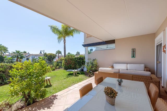 3 chambre Maison de Ville à vendre à El Paraiso, Estepona avec piscine garage - 745 000 € (Ref: 10120605)