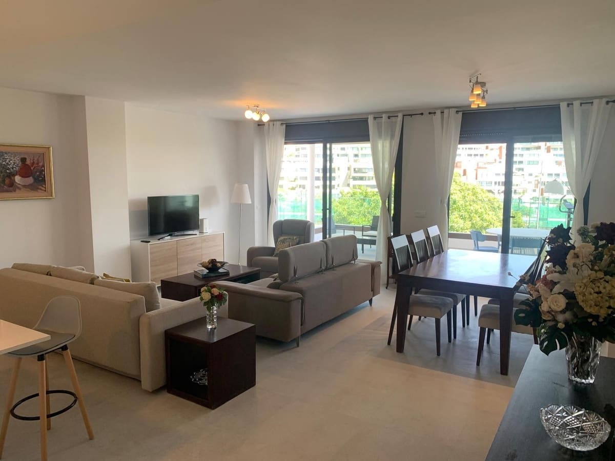 3 makuuhuone Huoneisto vuokrattavana paikassa Estepona mukana uima-altaan 
autotalli - 2 850 € (Ref: 10135168)