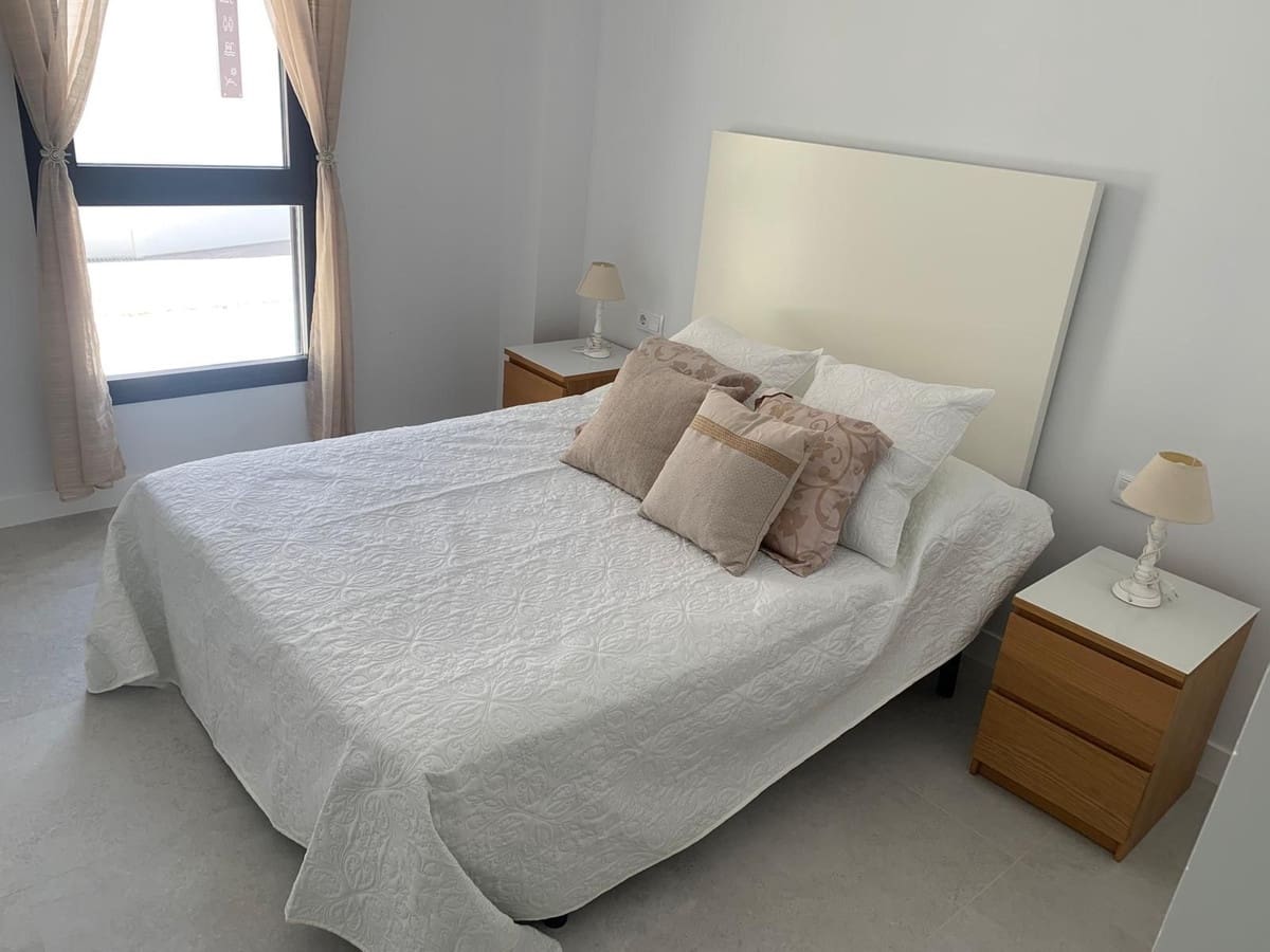 3 makuuhuone Huoneisto vuokrattavana paikassa Estepona mukana uima-altaan 
autotalli - 2 850 € (Ref: 10135168)