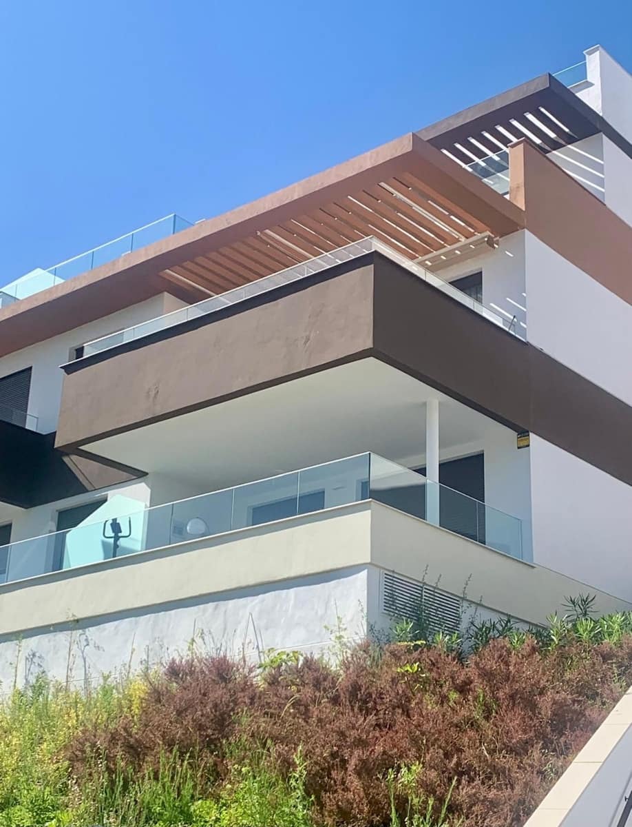 3 makuuhuone Huoneisto vuokrattavana paikassa Estepona mukana uima-altaan 
autotalli - 2 850 € (Ref: 10135168)