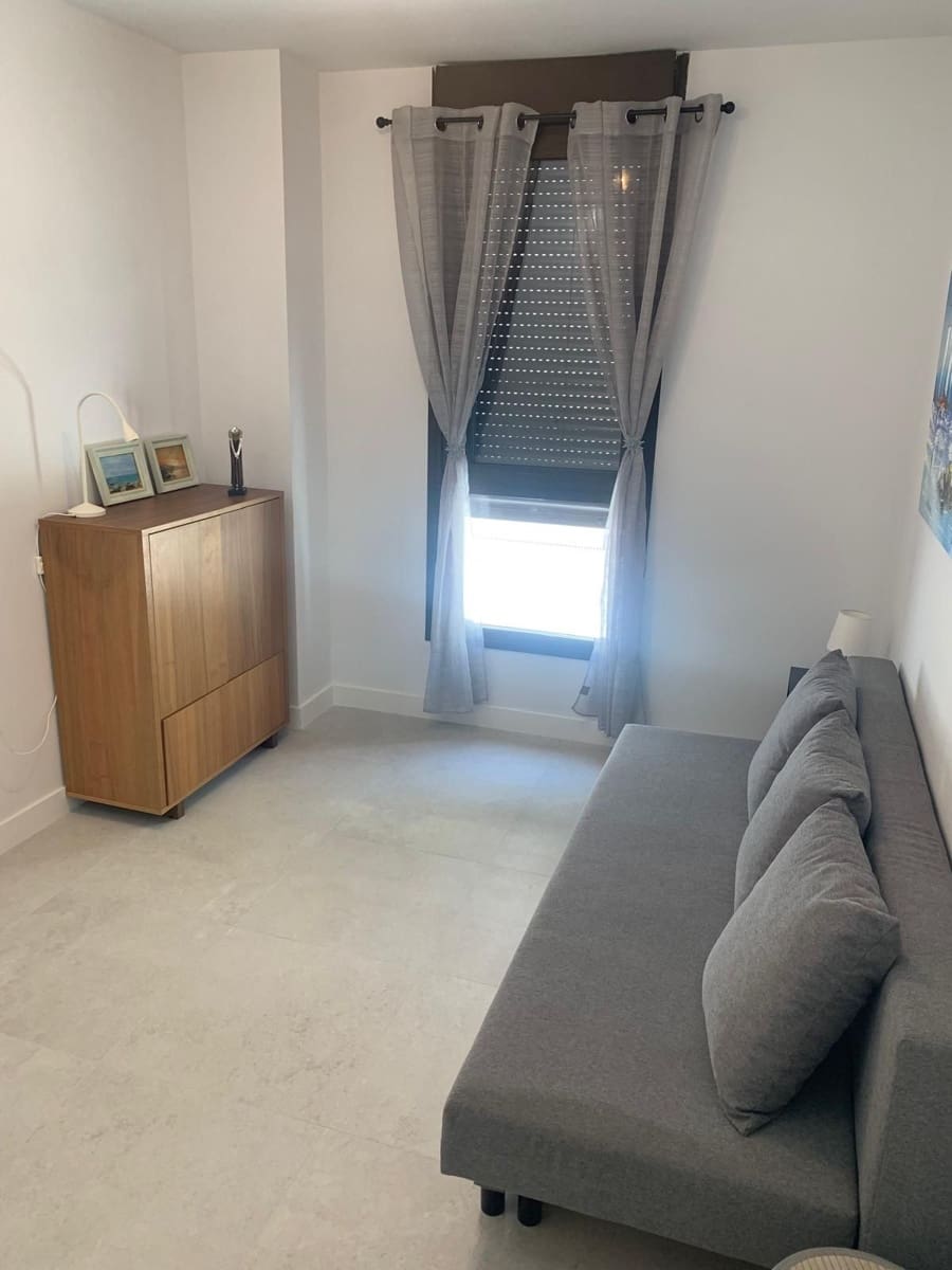 3 makuuhuone Huoneisto vuokrattavana paikassa Estepona mukana uima-altaan 
autotalli - 2 850 € (Ref: 10135168)