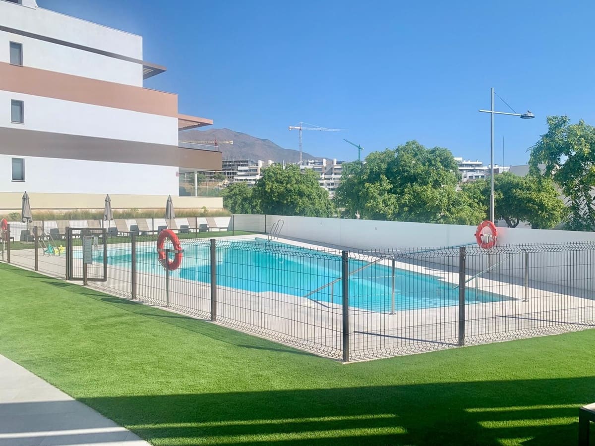 3 makuuhuone Huoneisto vuokrattavana paikassa Estepona mukana uima-altaan 
autotalli - 2 850 € (Ref: 10135168)