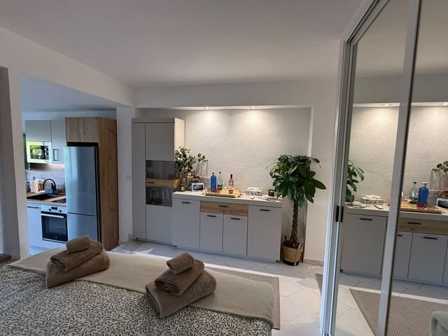 1 soveværelse Studio til salg i Miraflores, Málaga by med swimmingpool garage - € 306.000 (Ref: 10138877)