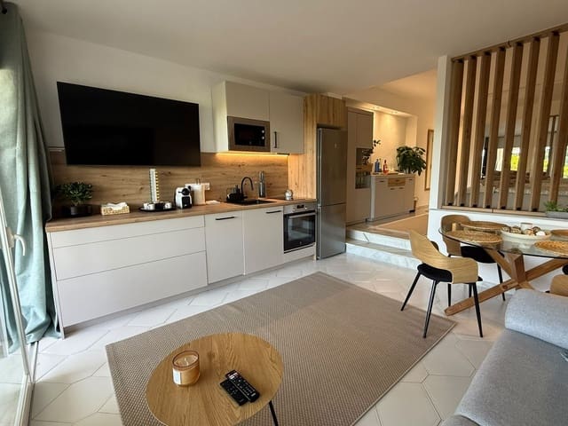 1 soveværelse Studio til salg i Miraflores, Málaga by med swimmingpool garage - € 306.000 (Ref: 10138877)