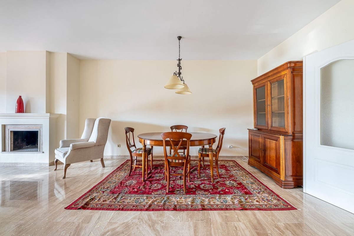 2 sovrum Lägenhet till salu i Guadalmina med pool garage - 630 000 € (Ref: 10154265)