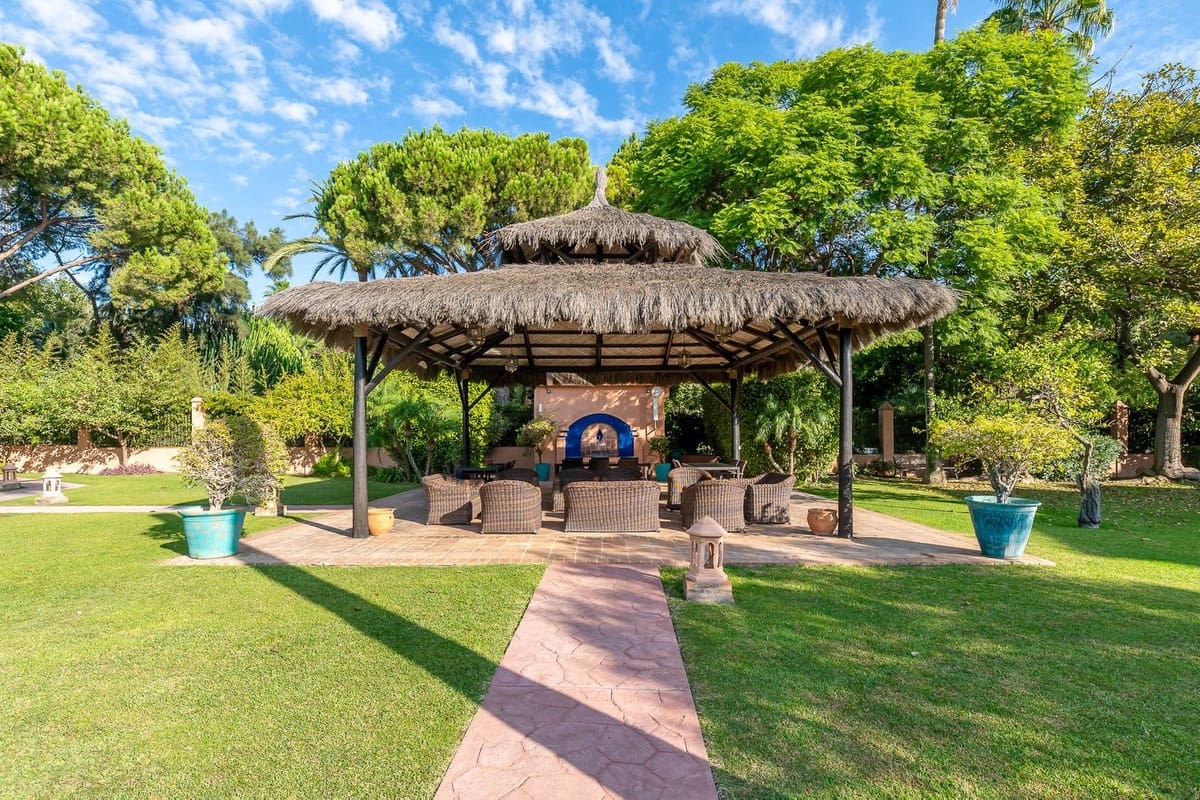 2 sovrum Lägenhet till salu i Guadalmina med pool garage - 630 000 € (Ref: 10154265)