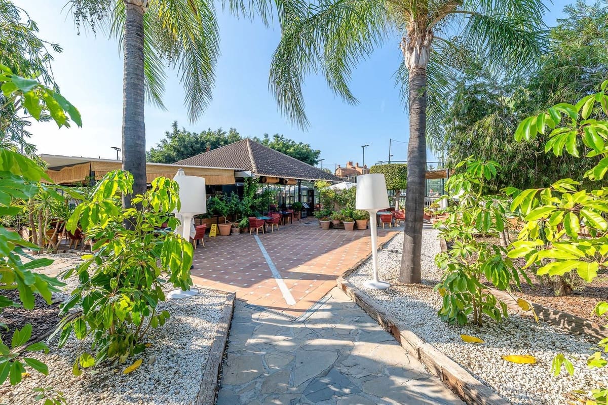2 sovrum Lägenhet till salu i Guadalmina med pool garage - 630 000 € (Ref: 10154265)
